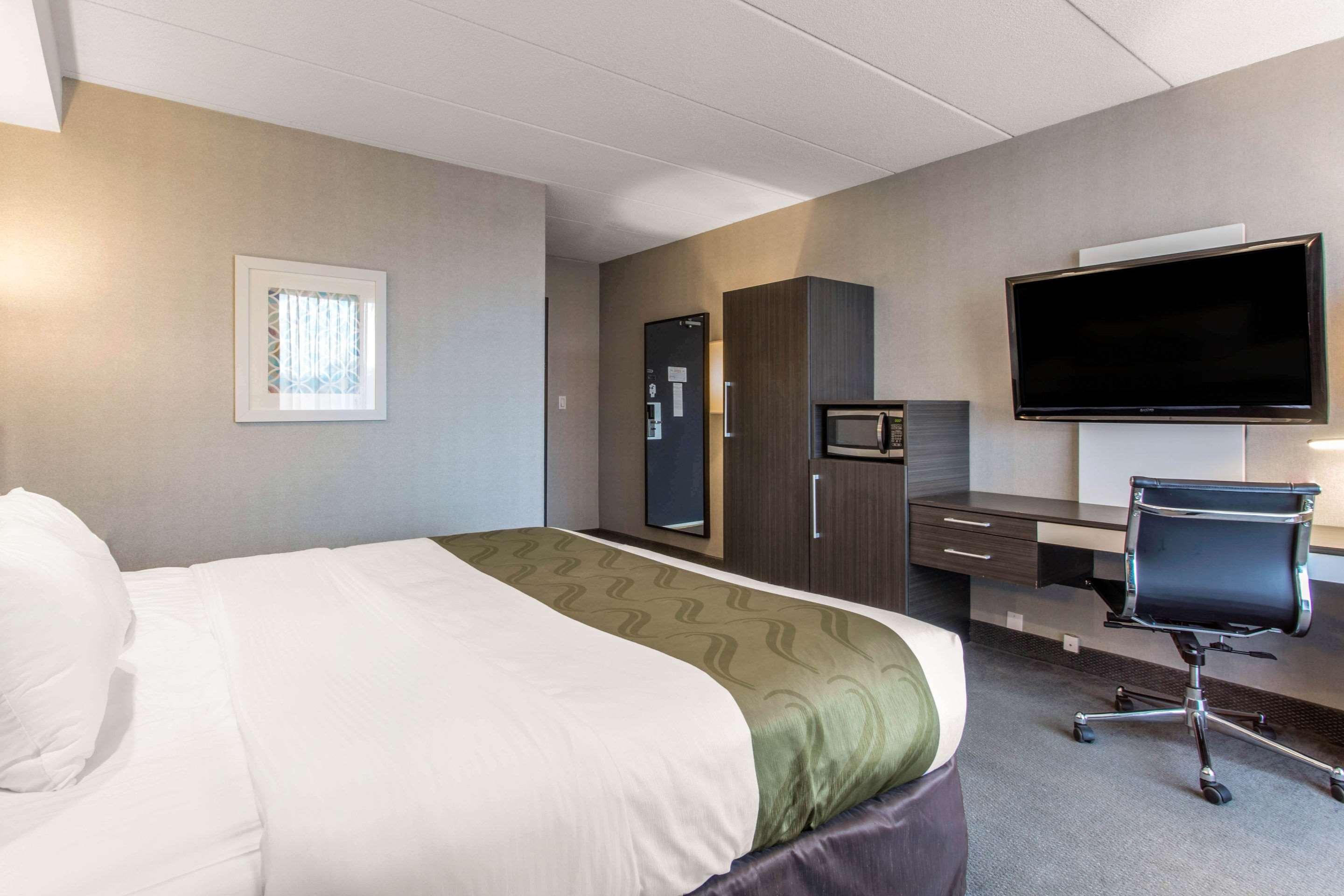 Quality Inn Вэст спрингфильд Экстерьер фото