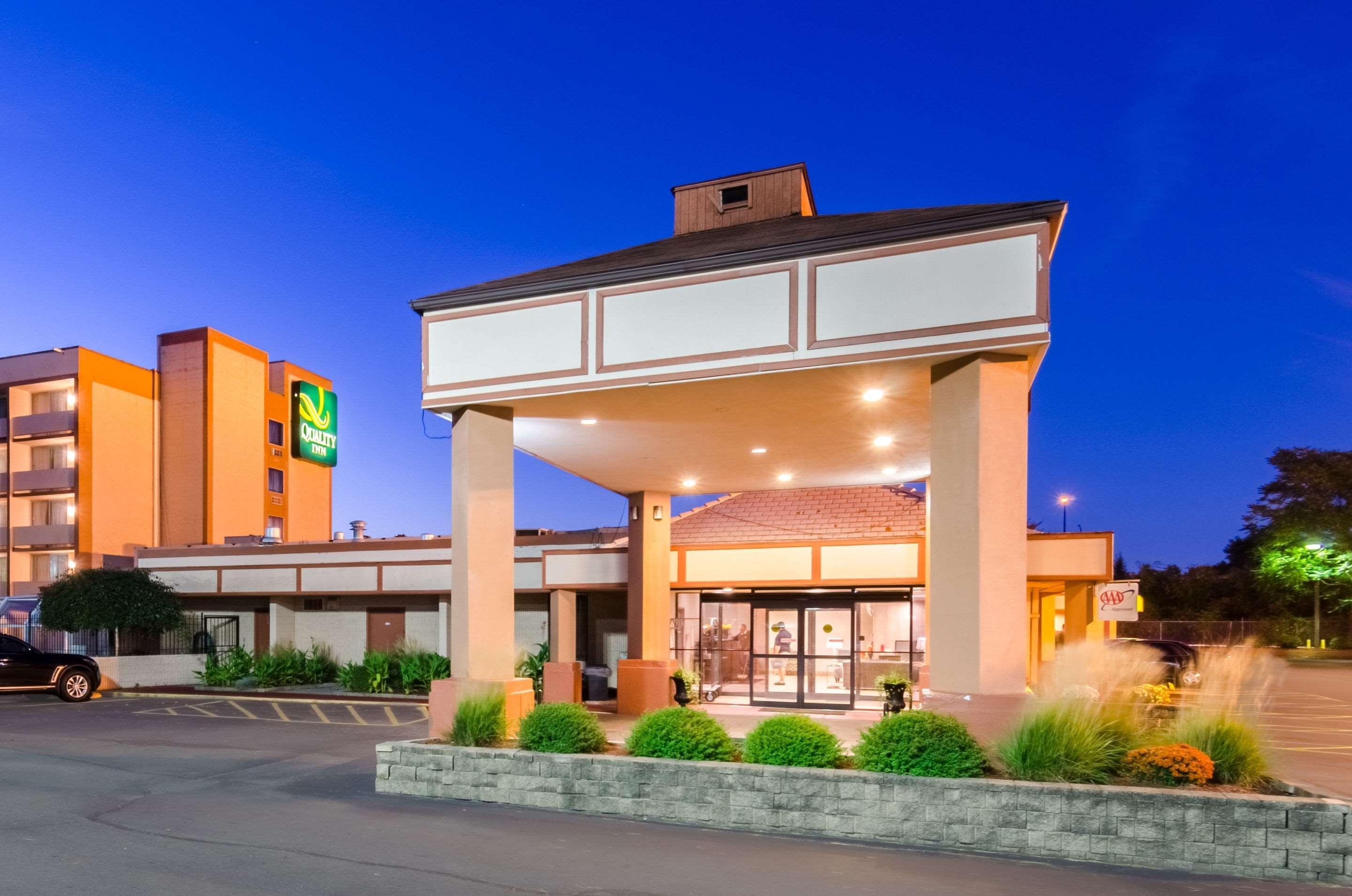 Quality Inn Вэст спрингфильд Экстерьер фото