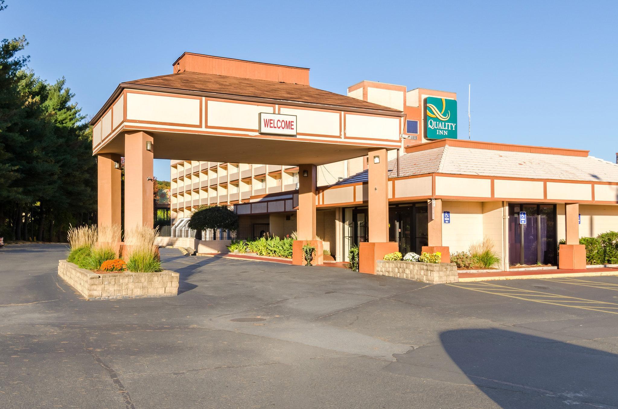 Quality Inn Вэст спрингфильд Экстерьер фото