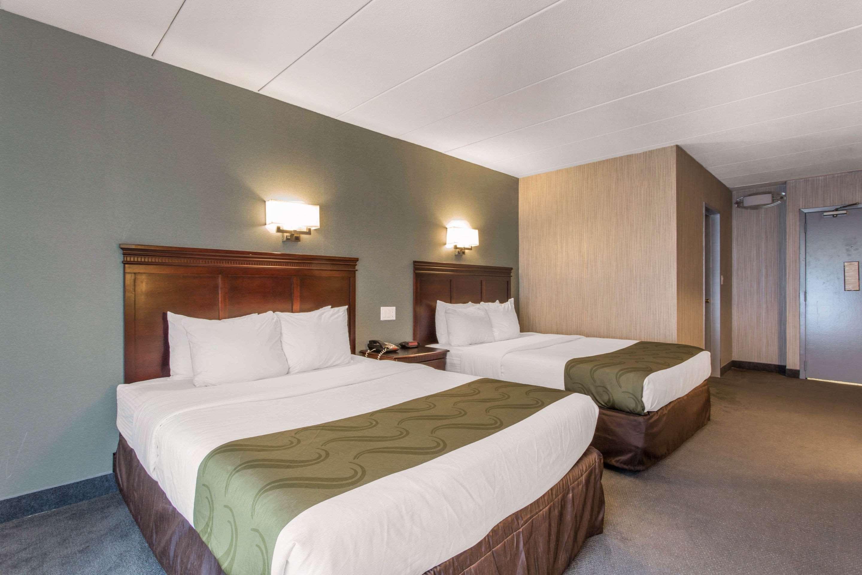 Quality Inn Вэст спрингфильд Экстерьер фото