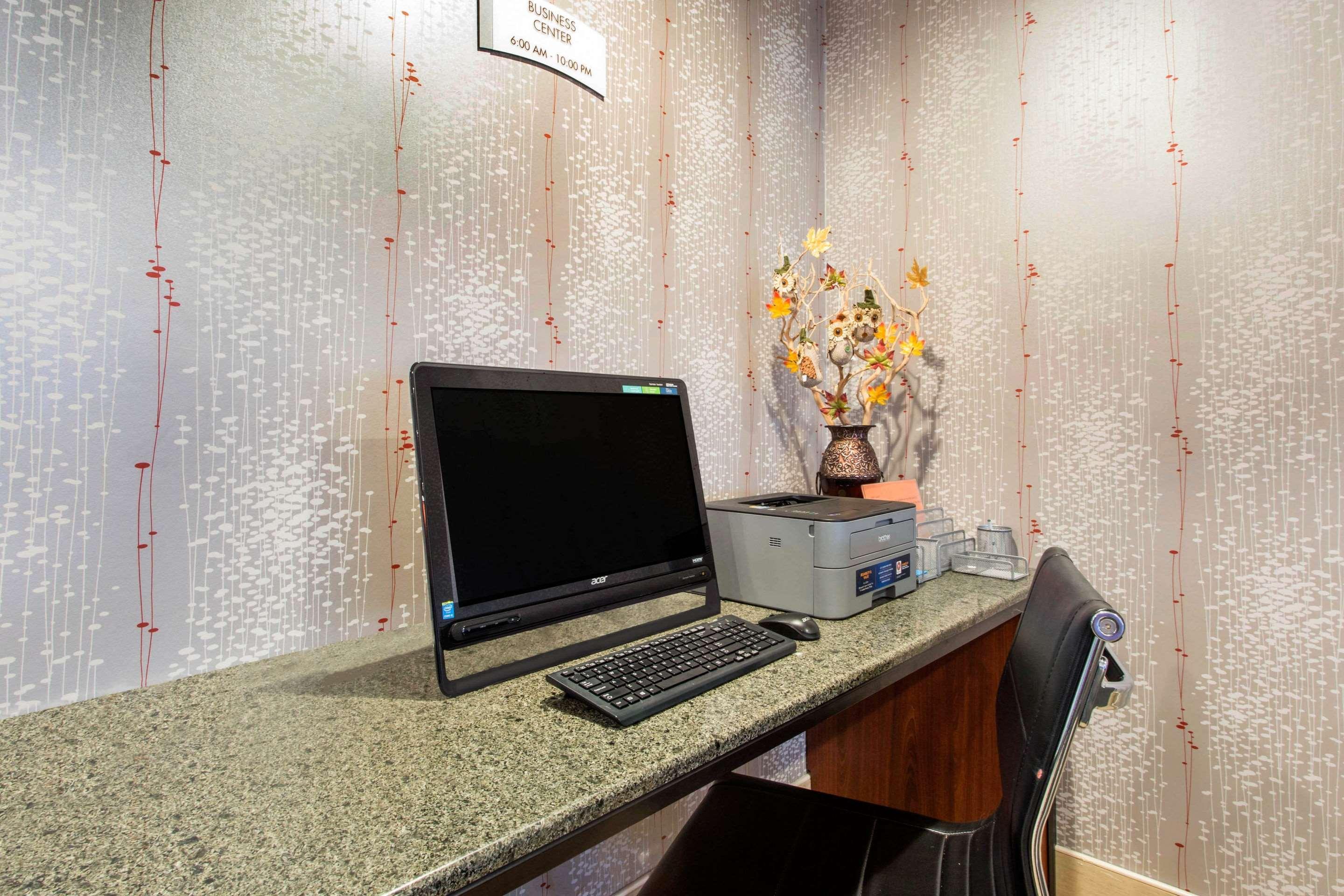 Quality Inn Вэст спрингфильд Экстерьер фото